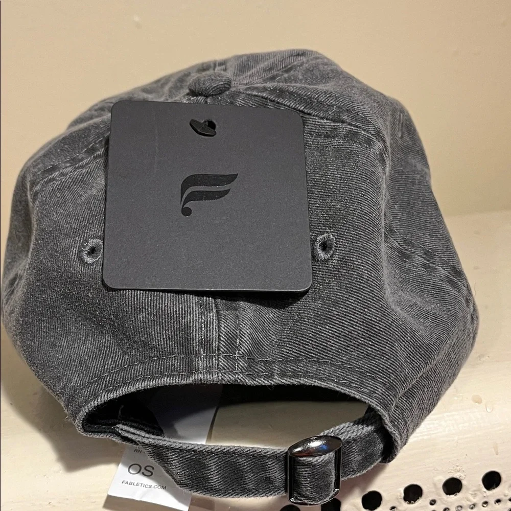 Fabletics Gray Cap - Picture 2 of 8